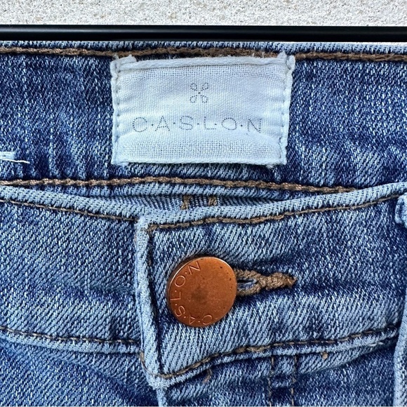 Caslon Straight Leg Medium Wash Raw Hem Jeans - Picture 3 of 13